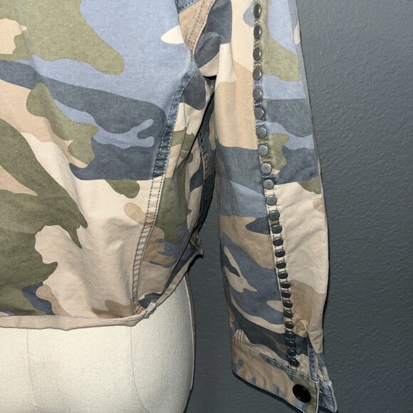ZADIG & VOLTAIRE CAMO CAMOUGLAGE STUDDED CROPPED ARMY MILITAYRY JACKET -EUC - XS - Picture 11 of 16